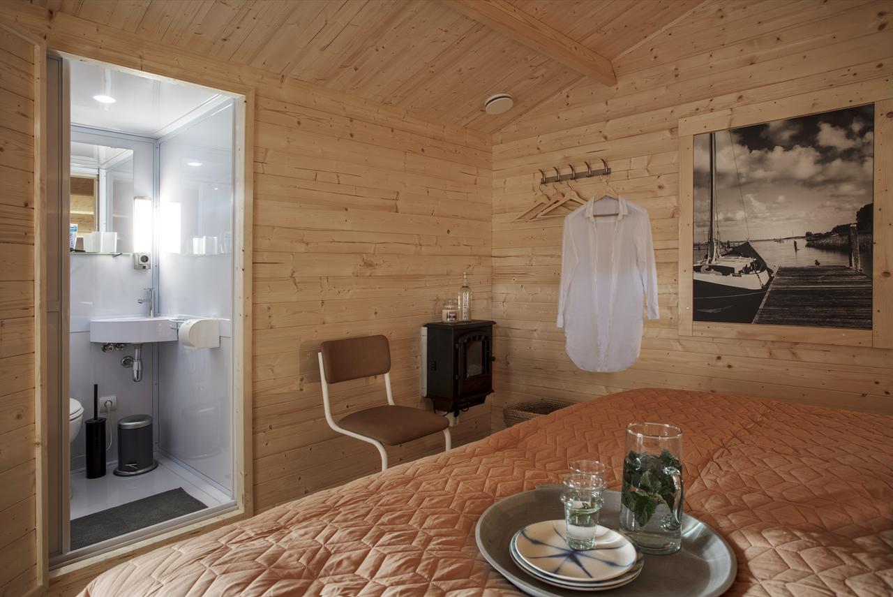 Lodgehotel De Lelie 마쿰 외부 사진