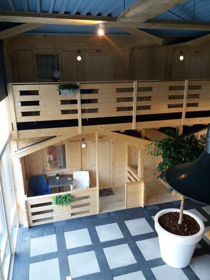 Lodgehotel De Lelie 마쿰 외부 사진