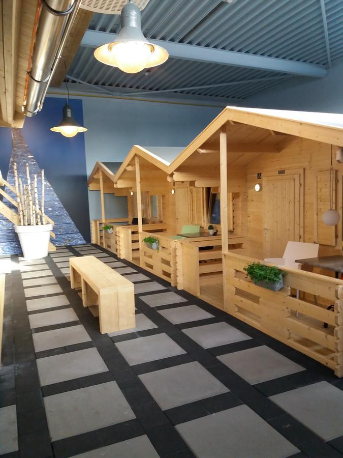 Lodgehotel De Lelie 마쿰 외부 사진