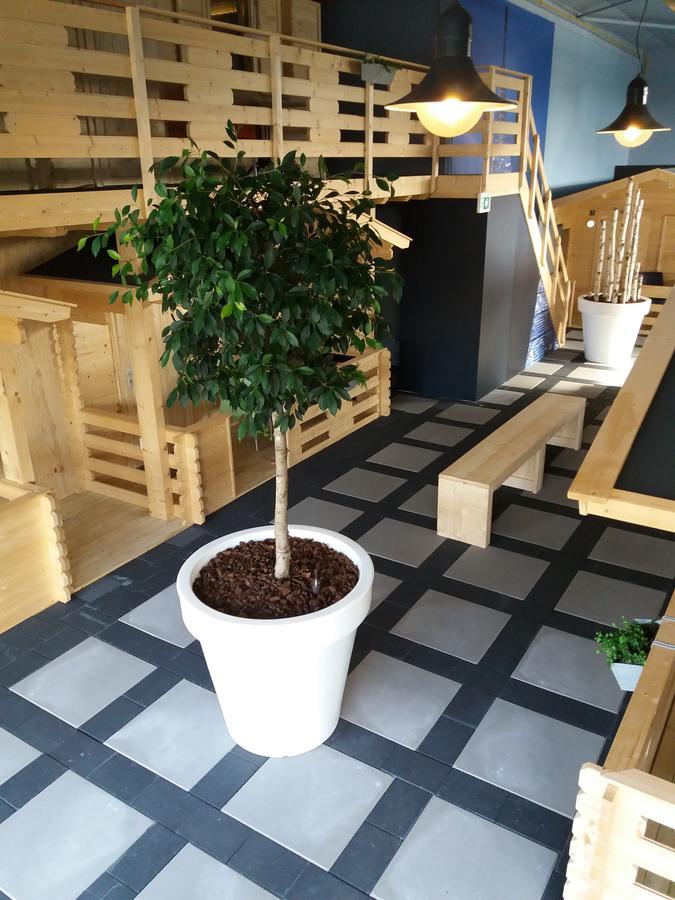 Lodgehotel De Lelie 마쿰 외부 사진